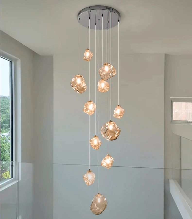 Lustre contemporâneo para escada
