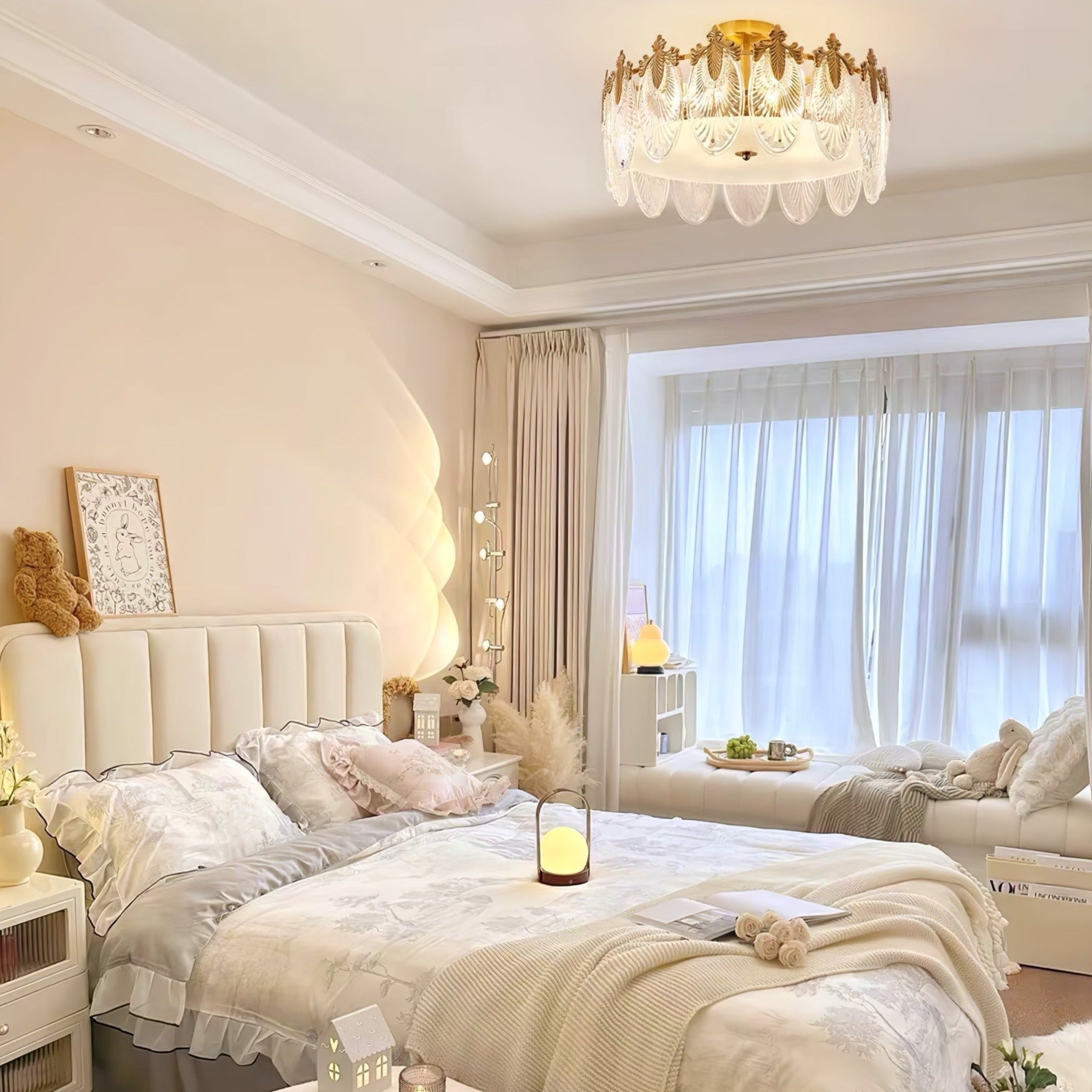 Lustre de vidro decorativo em formato redondo
