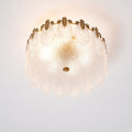 Lustre de vidro decorativo em formato redondo