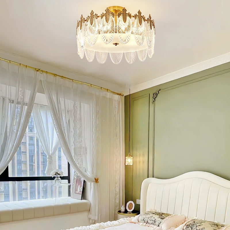 Lustre de vidro decorativo em formato redondo