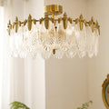 Lustre de vidro decorativo em formato redondo