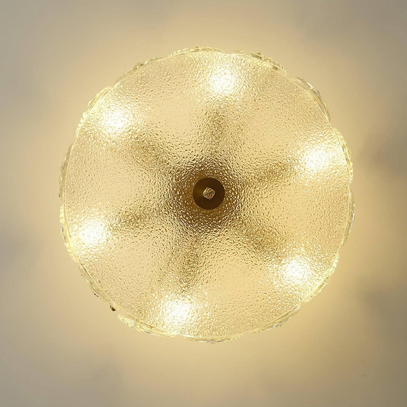 Lustre de vidro decorativo em formato redondo