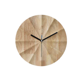 Relógio de parede em madeira com design minimalista