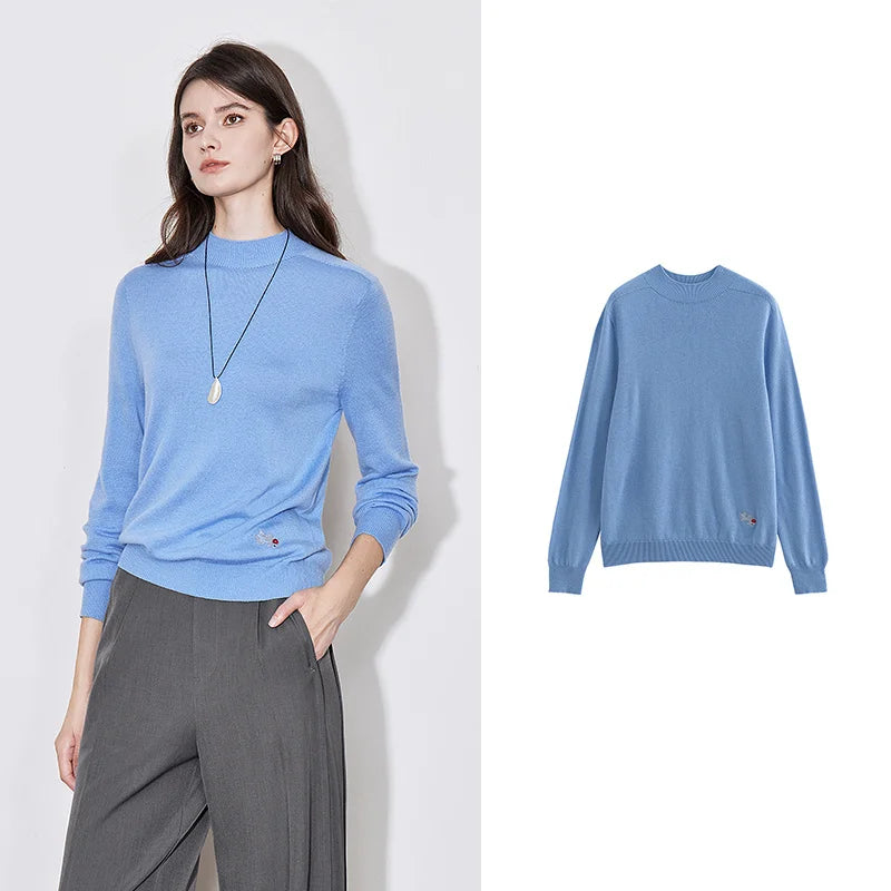 Suéter Liso de Lã com Gola Alta Curta
