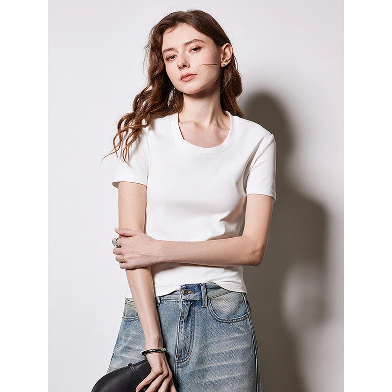 Camiseta Feminina Cropped Slim com Decote U