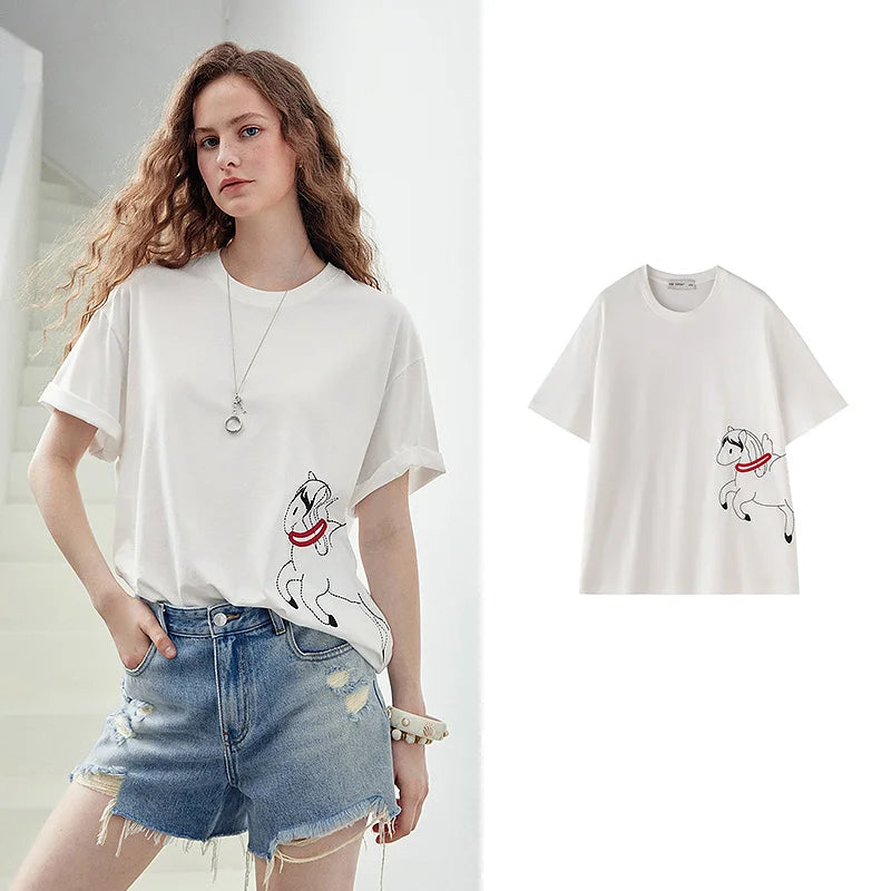 Camiseta Feminina de Algodão com Bordado Pégaso
