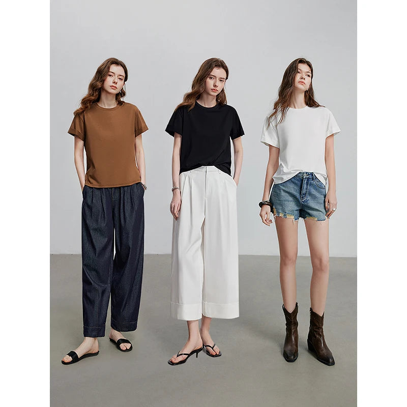Camiseta Feminina de Algodão e Liocel com Detalhe Vazado