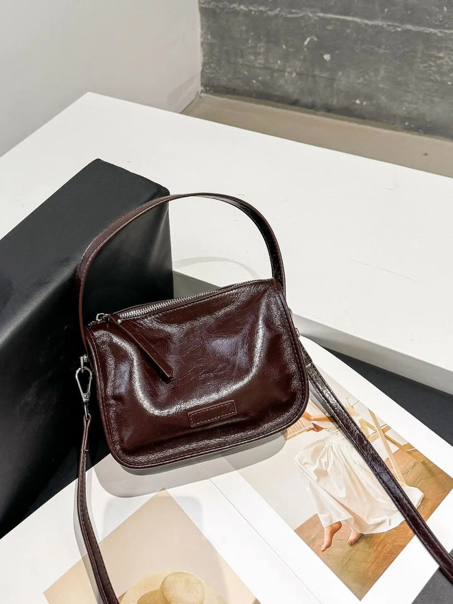 Bolsa Transversal Feminina em Couro Legítimo Marrom Vintage com Grande Capacidade