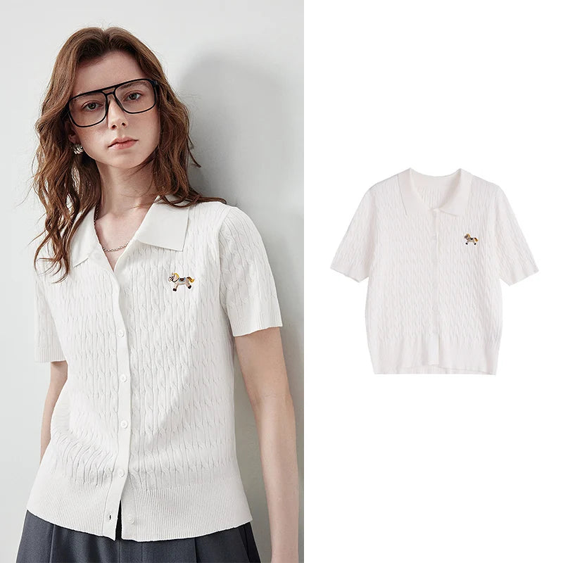 Blusa Feminina Polo de Tricô com Bordado Pônei