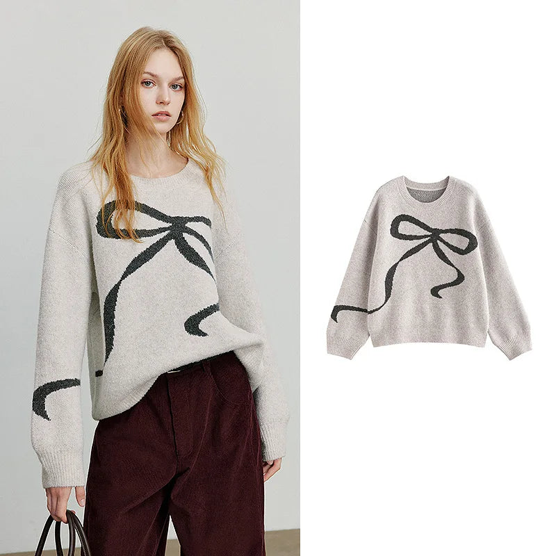 Suéter Peluciado com Jacquard de Borboleta e Laço