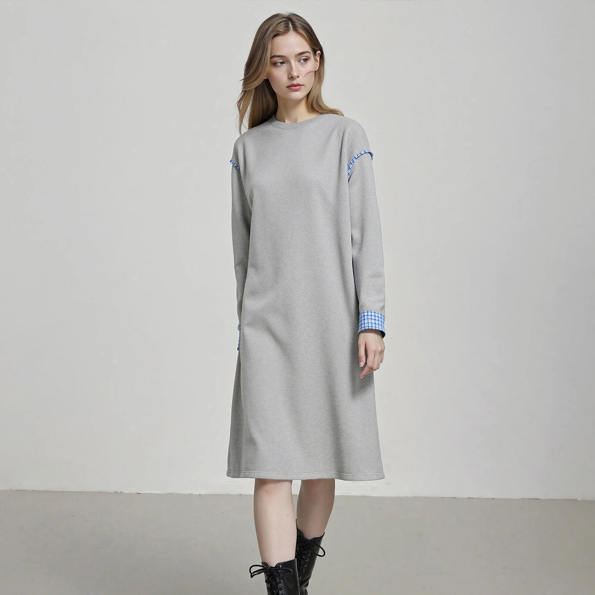 Vestido Moletom Midi Cinza com Xadrez e Forro Quente