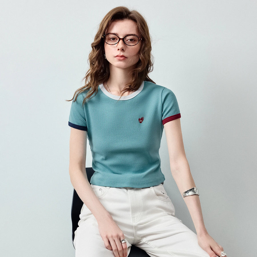 Camiseta Feminina Cropped Assimétrica Color Block