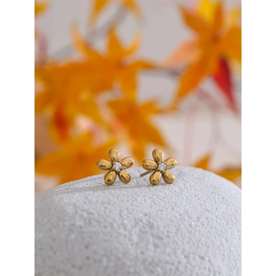 Brinco Flor com Zircônia Delicada