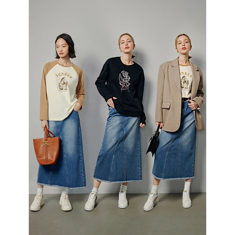 Saia Jeans Midi Feminina com Bolsos Evasê de Algodão
