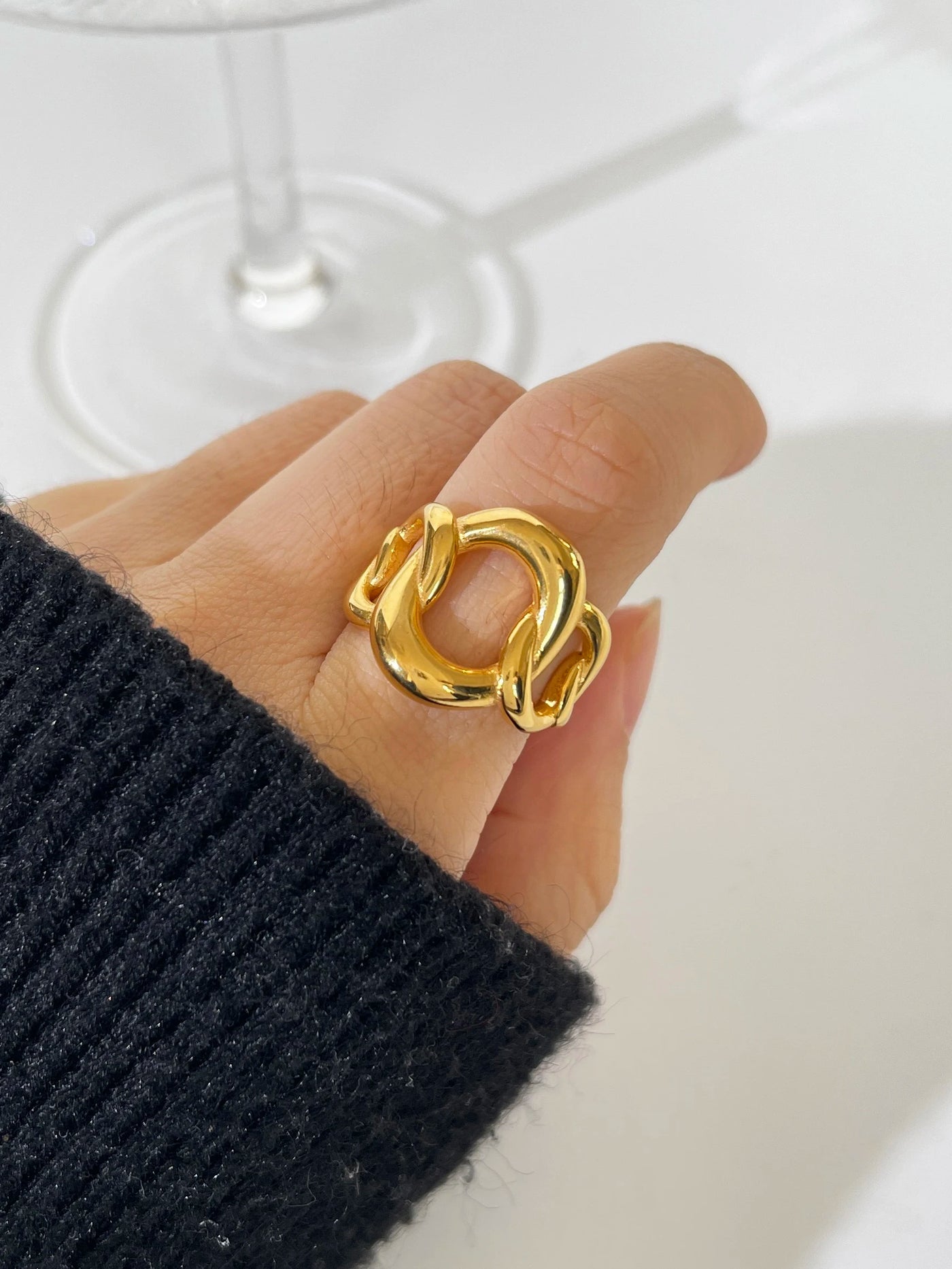Anel Corrente Larga em Aço 316L com Banho Ouro 18K