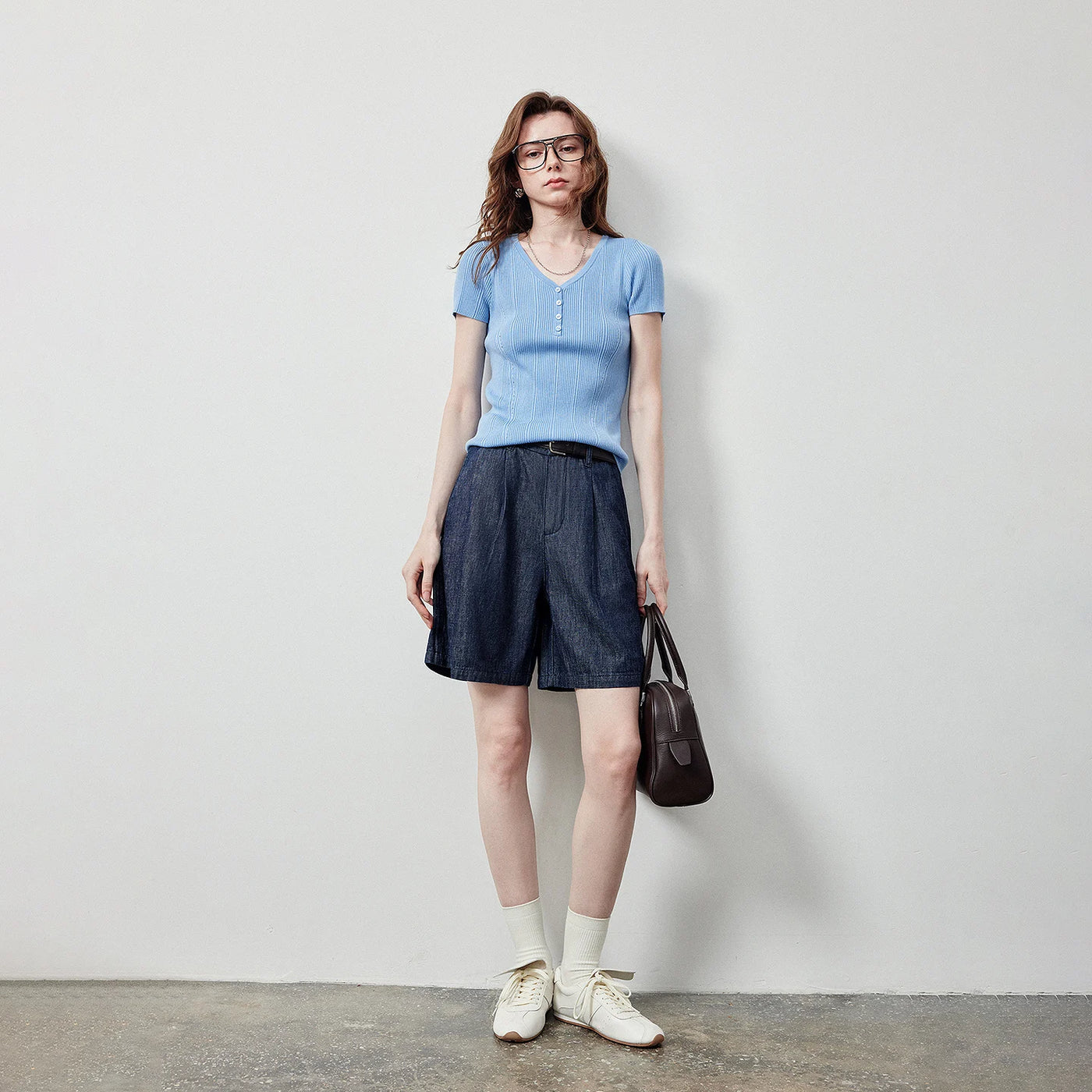 Shorts Jeans Feminino Algodão e Linho com Lavagem Vintage