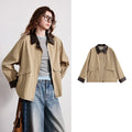 Jaqueta Feminina Leve Estilo Barn com Gola Contrastante Khaki