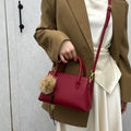 Bolsa Pequena de Mão Feminina em PU Couro Sintético com Alça Transversal
