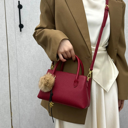 Bolsa Pequena de Mão Feminina em PU Couro Sintético com Alça Transversal