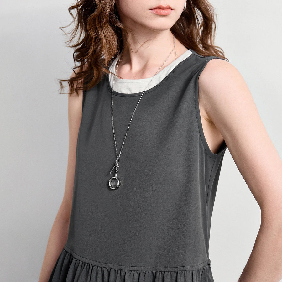 Vestido Midi Sem Manga com Recortes