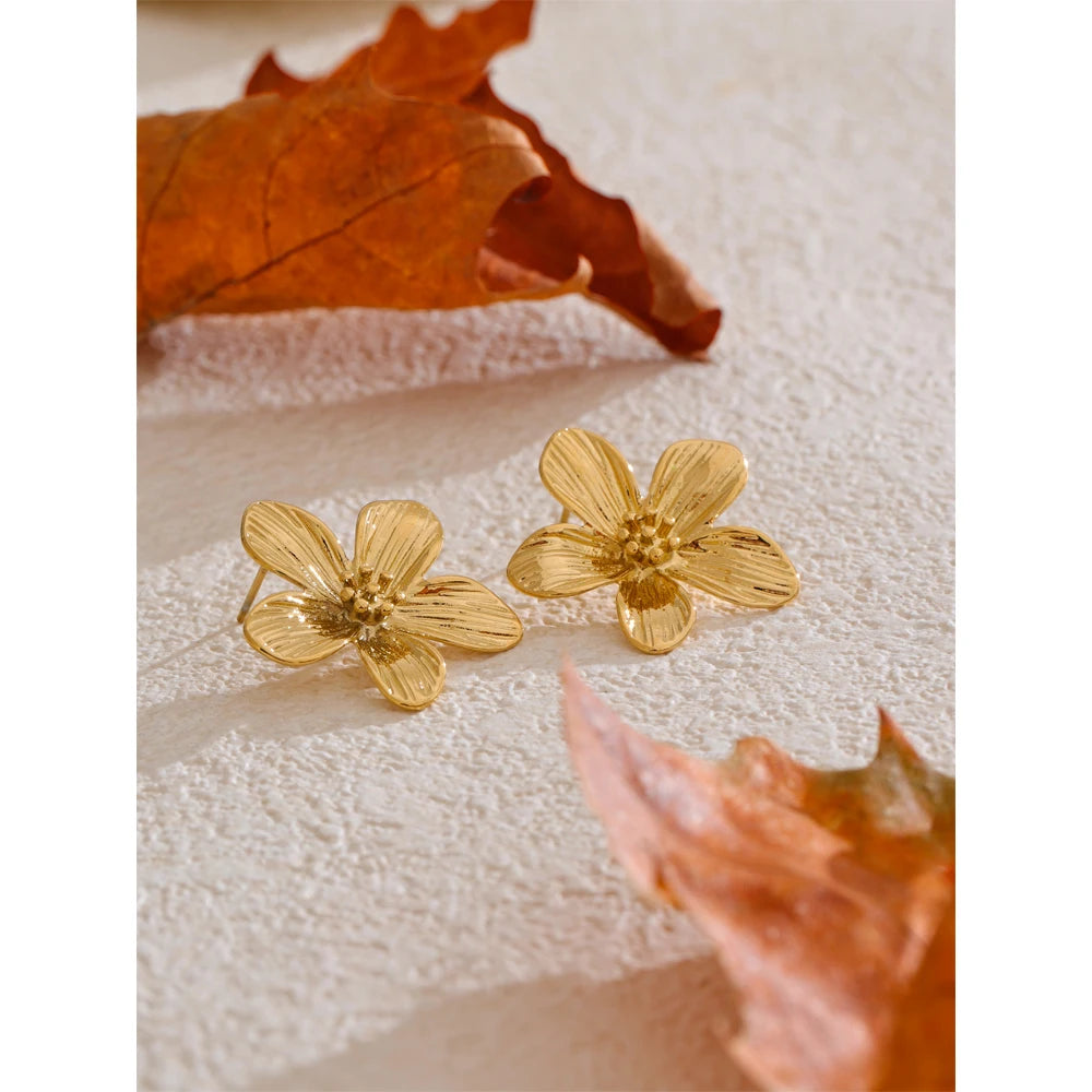 Brinco Flor Texturizado Aço Inoxidável