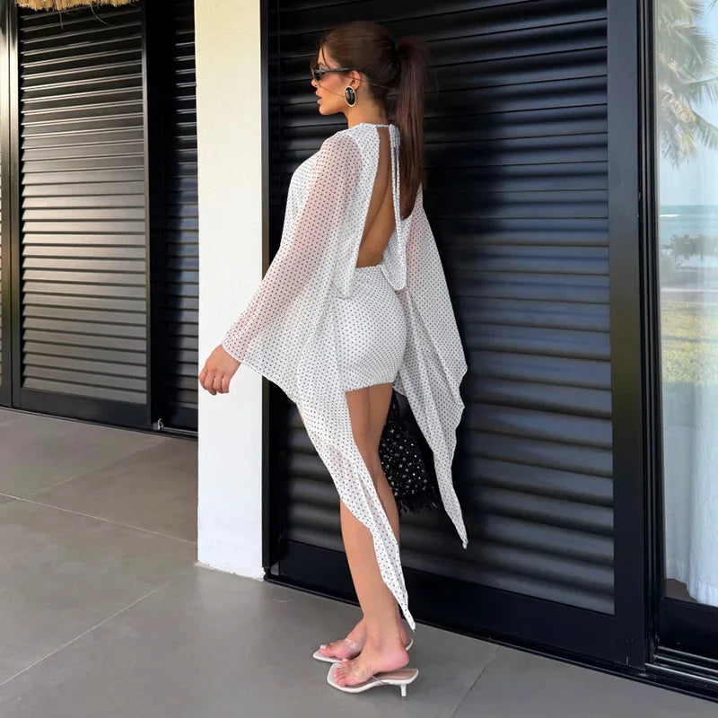 Vestido Curto Feminino Poá com Manga Sino