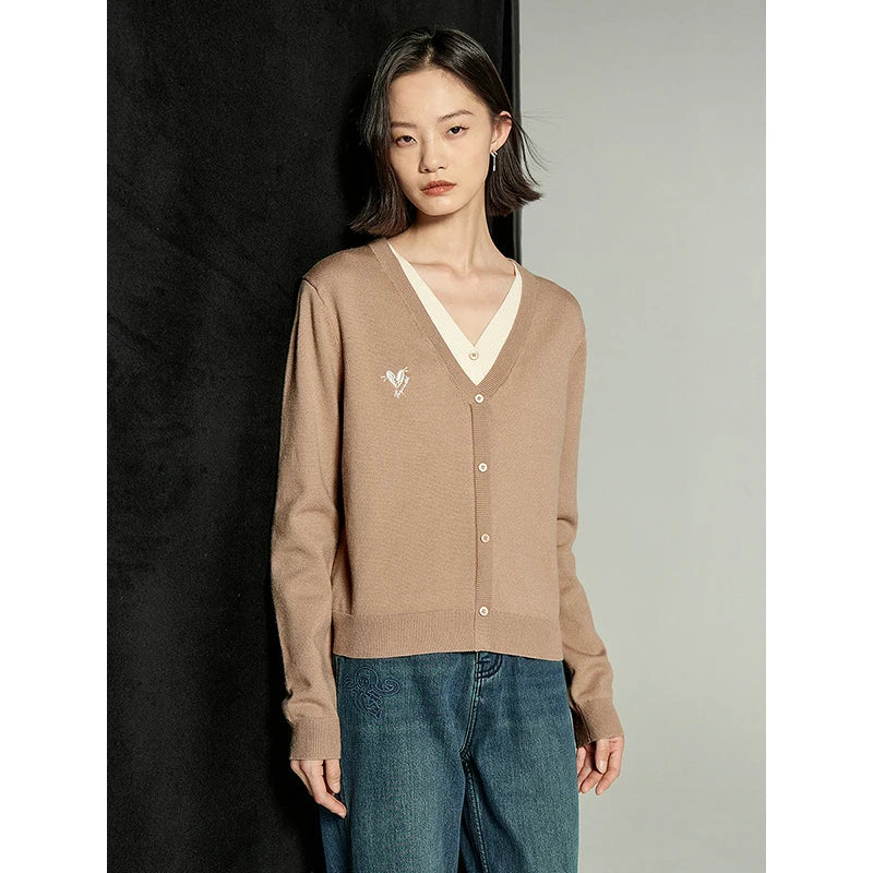 Cardigan Feminino Efeito Duas Peças com Decote V