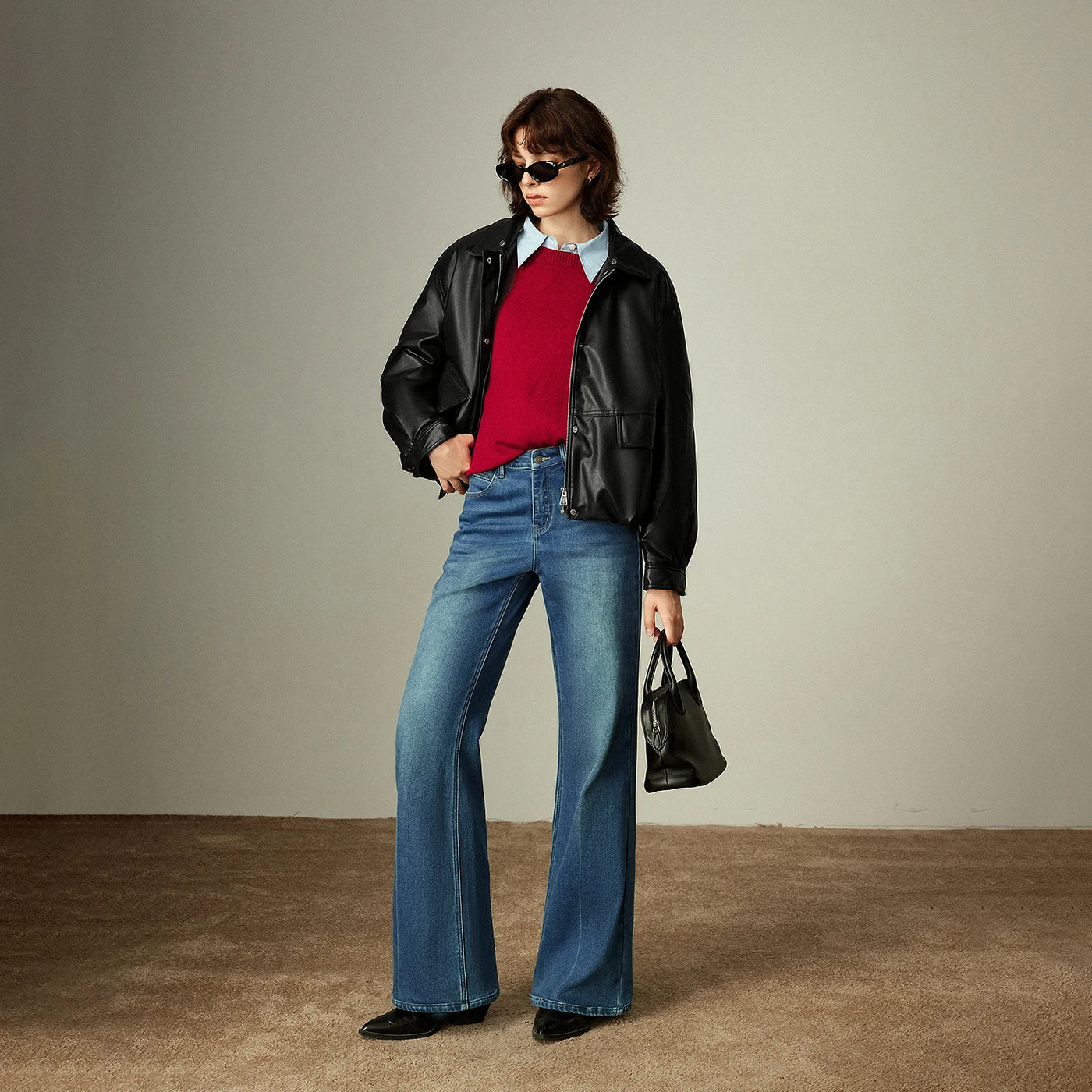 Suéter Feminino Grosso Vermelho com Bordado de Cavalo