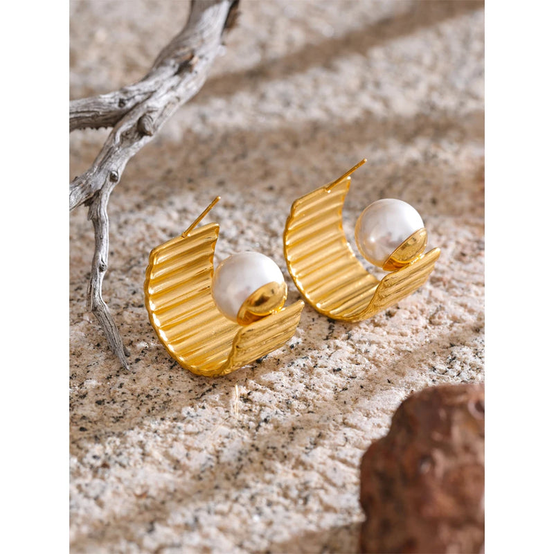 Brinco de Argola C com Pérola
