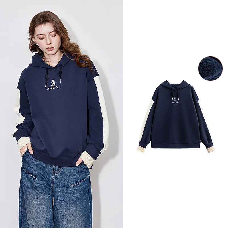 Suéter Feminino Trançado com Gola Alta e Zíper