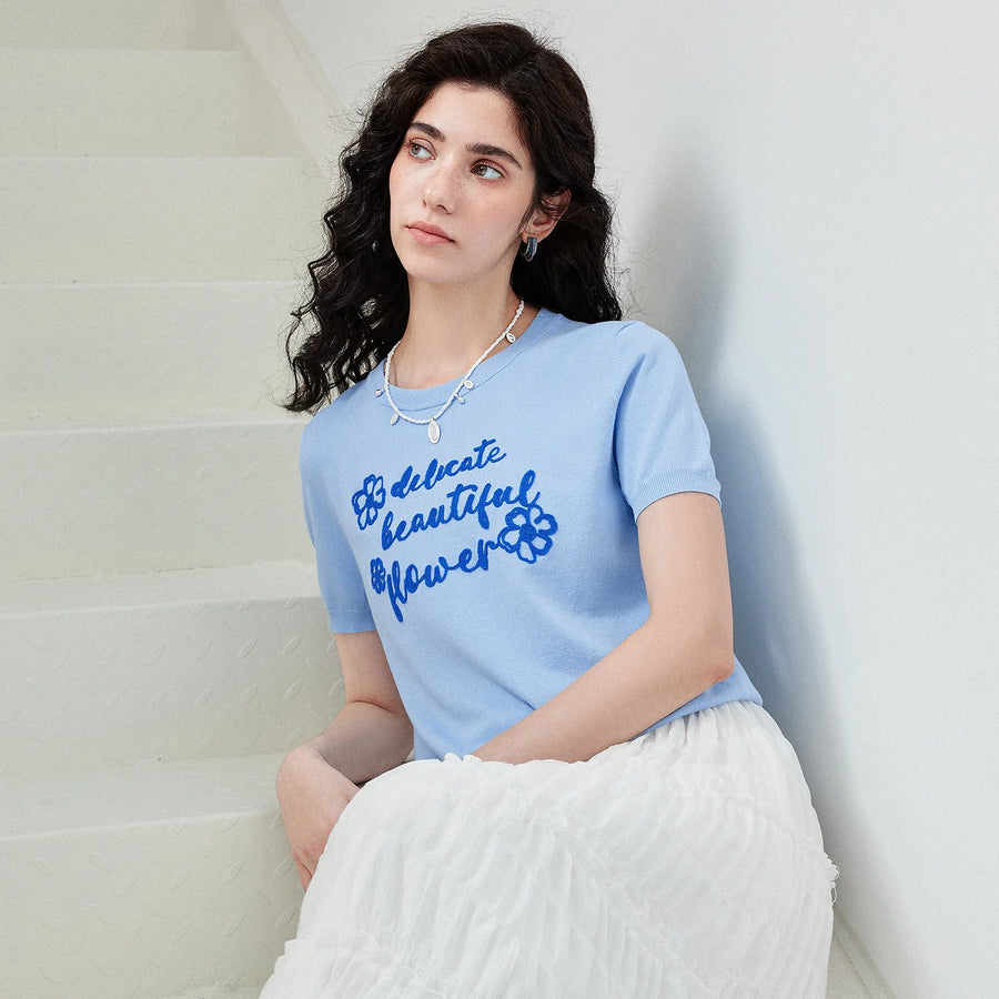 Blusa Feminina de Tricô Ice Silk com Bordado Floral