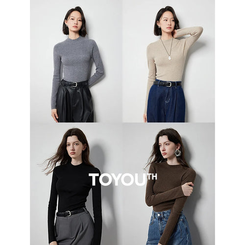 Suéter Feminino de Tricô com Gola Alta Curta