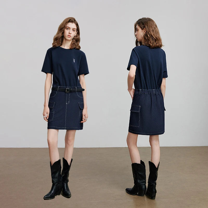 Vestido Curto com Bordado Divertido
