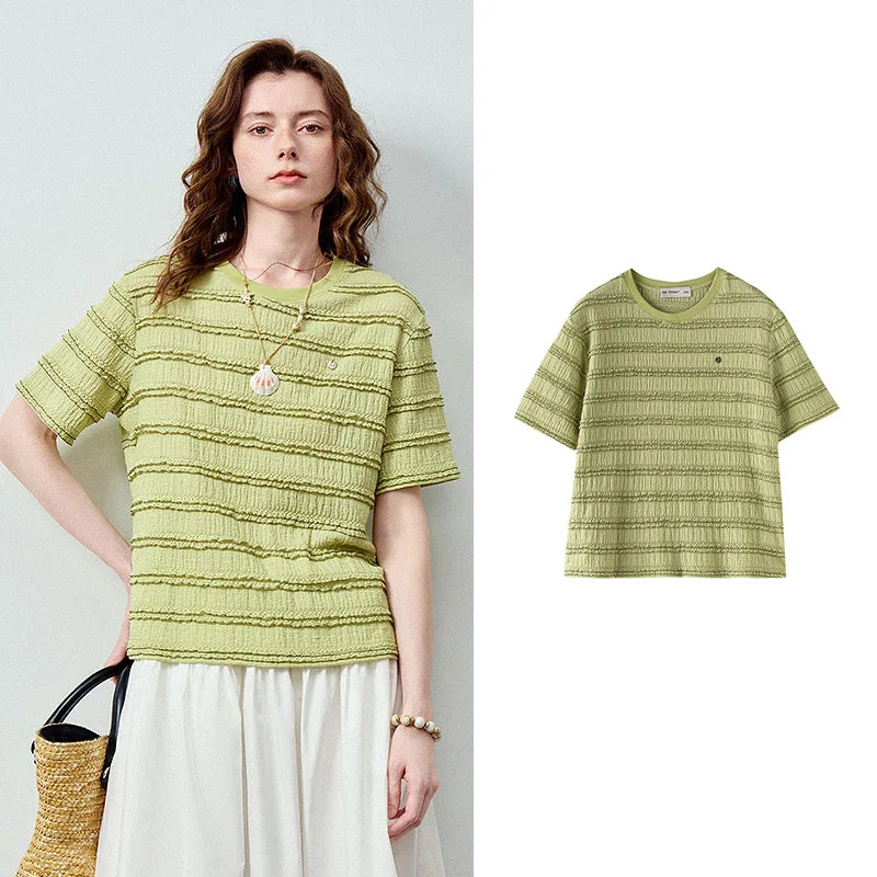 Camiseta Feminina de Tricô Vazado Listrado com Renda