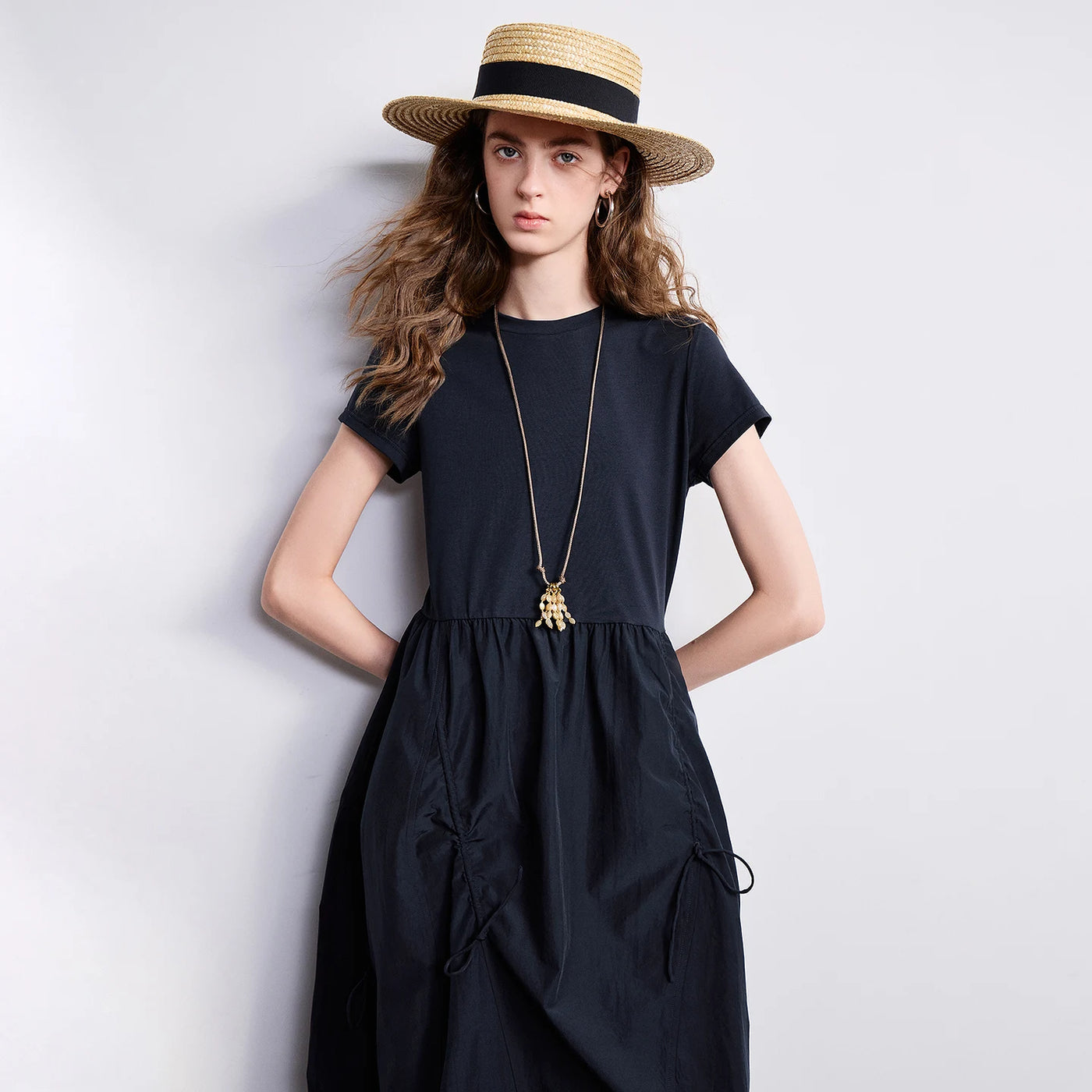 Vestido Midi de Liocel e Algodão com Recortes