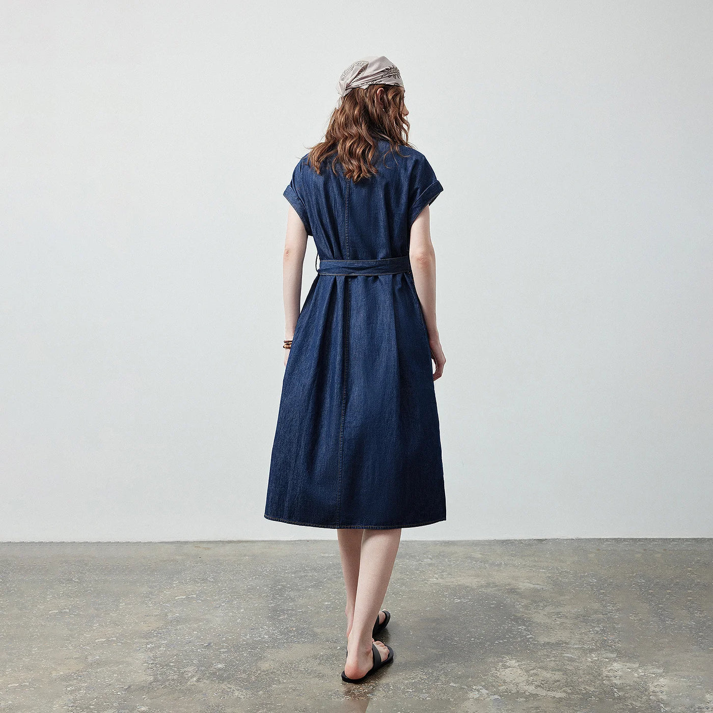 Vestido Chemise Midi Jeans com Cinto