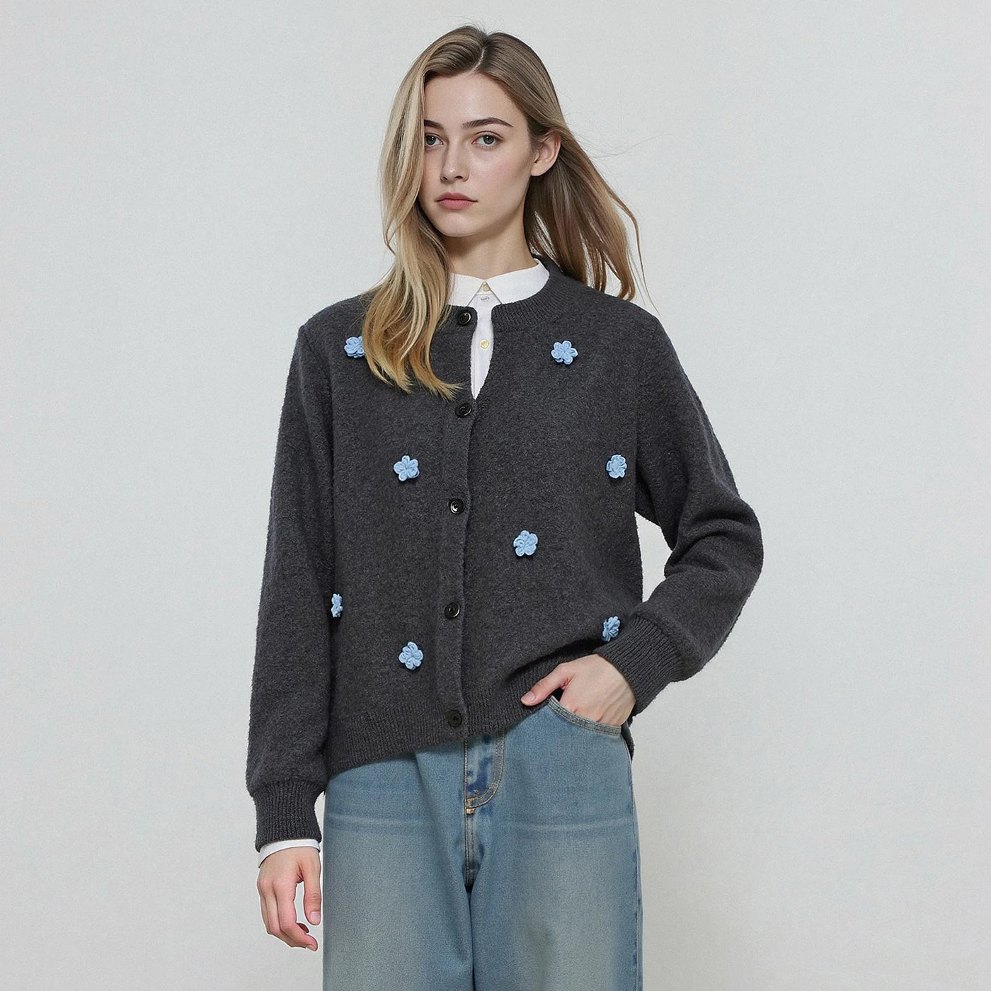 Cardigan Feminino de Tricô com Flor 3D e Toque Macio
