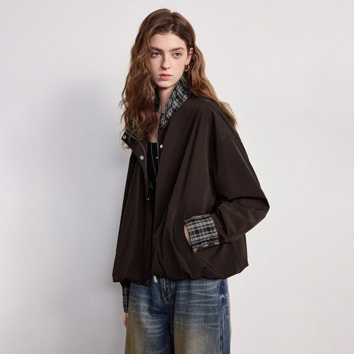 Jaqueta Feminina Xadrez Cocoon com Recortes e Bolsos