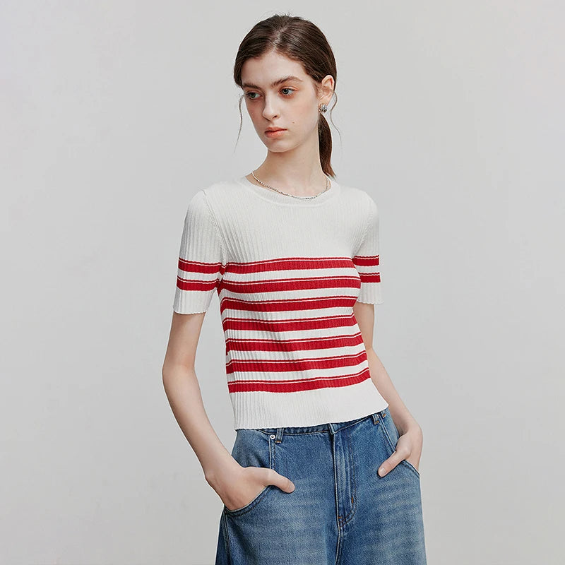Blusa Feminina de Tricô Manga Curta Minimalista
