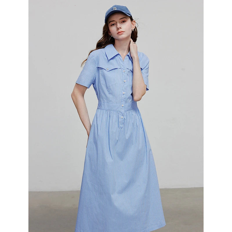 Vestido Midi Listrado com Bolsos