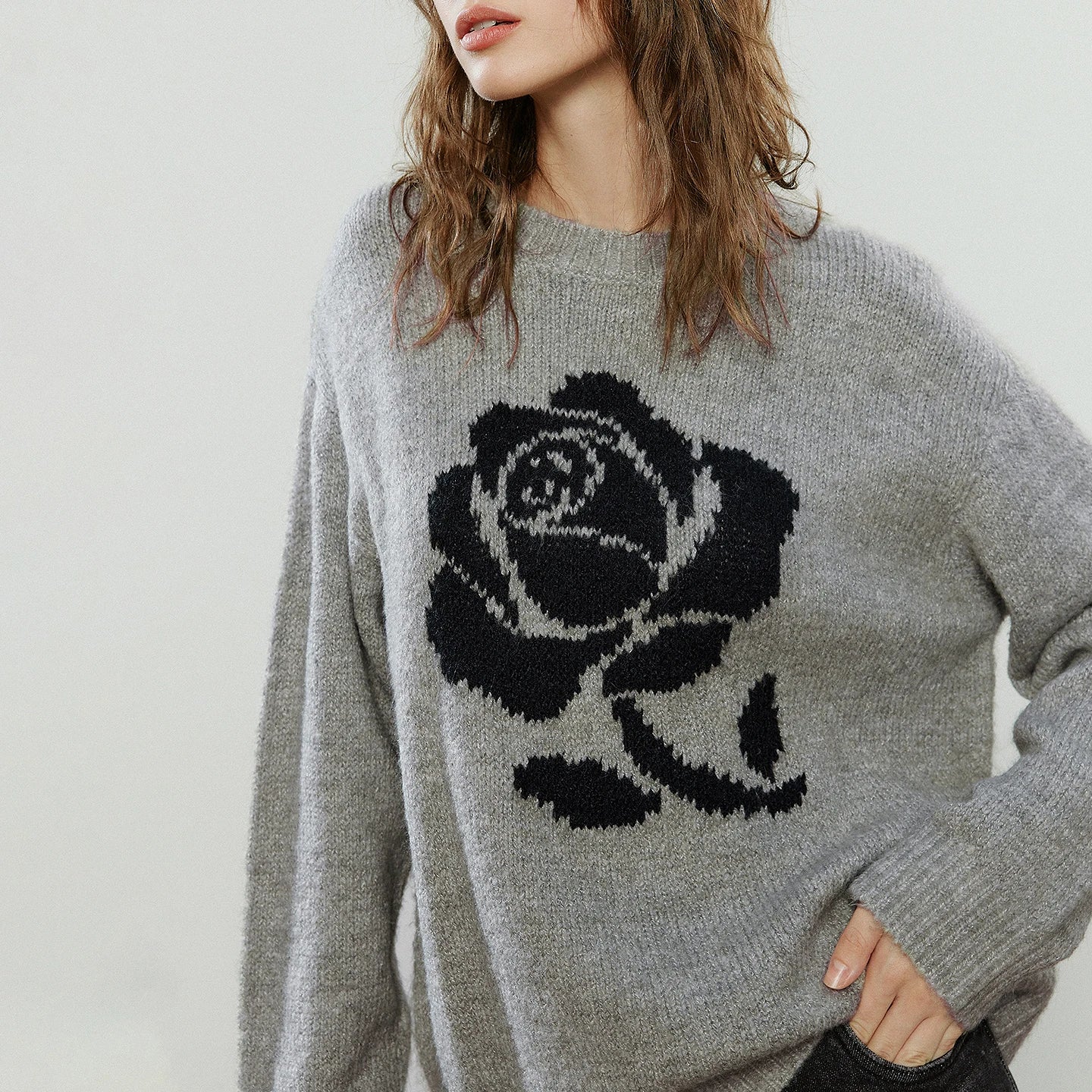 Suéter de Lã com Jacquard de Rosas