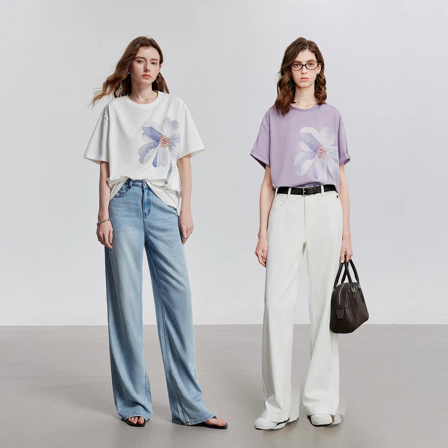 Camiseta Feminina de Liocel e Algodão com Estampa Lírio