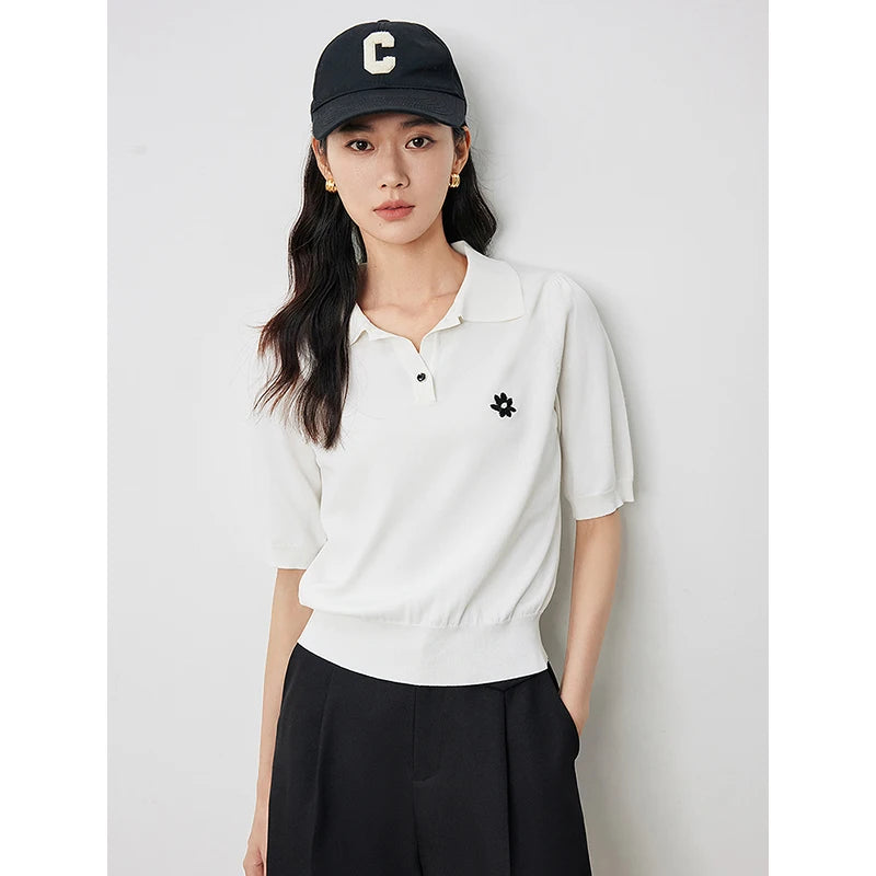 Blusa Feminina de Tricô com Gola Polo e Manga Curta