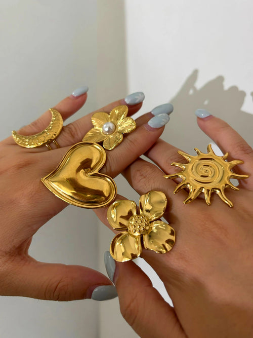Anel Aberto Coração, Flor, Sol e Lua com Banho Ouro 18K