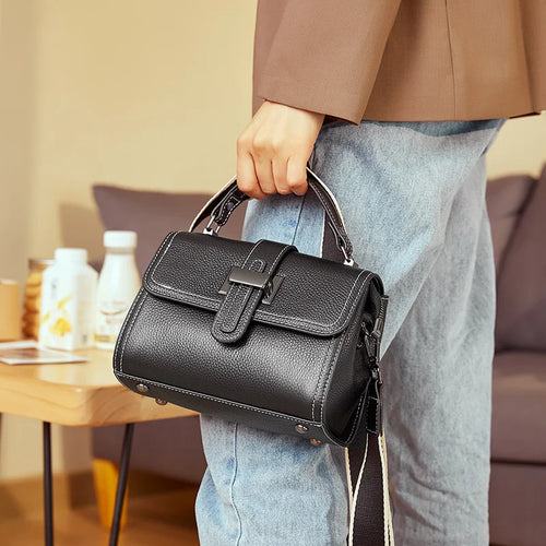 Bolsa feminina pequena de couro legítimo transversal quadrada com alça única