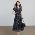 Vestido Midi Floral Preto de Chiffon com Decote V