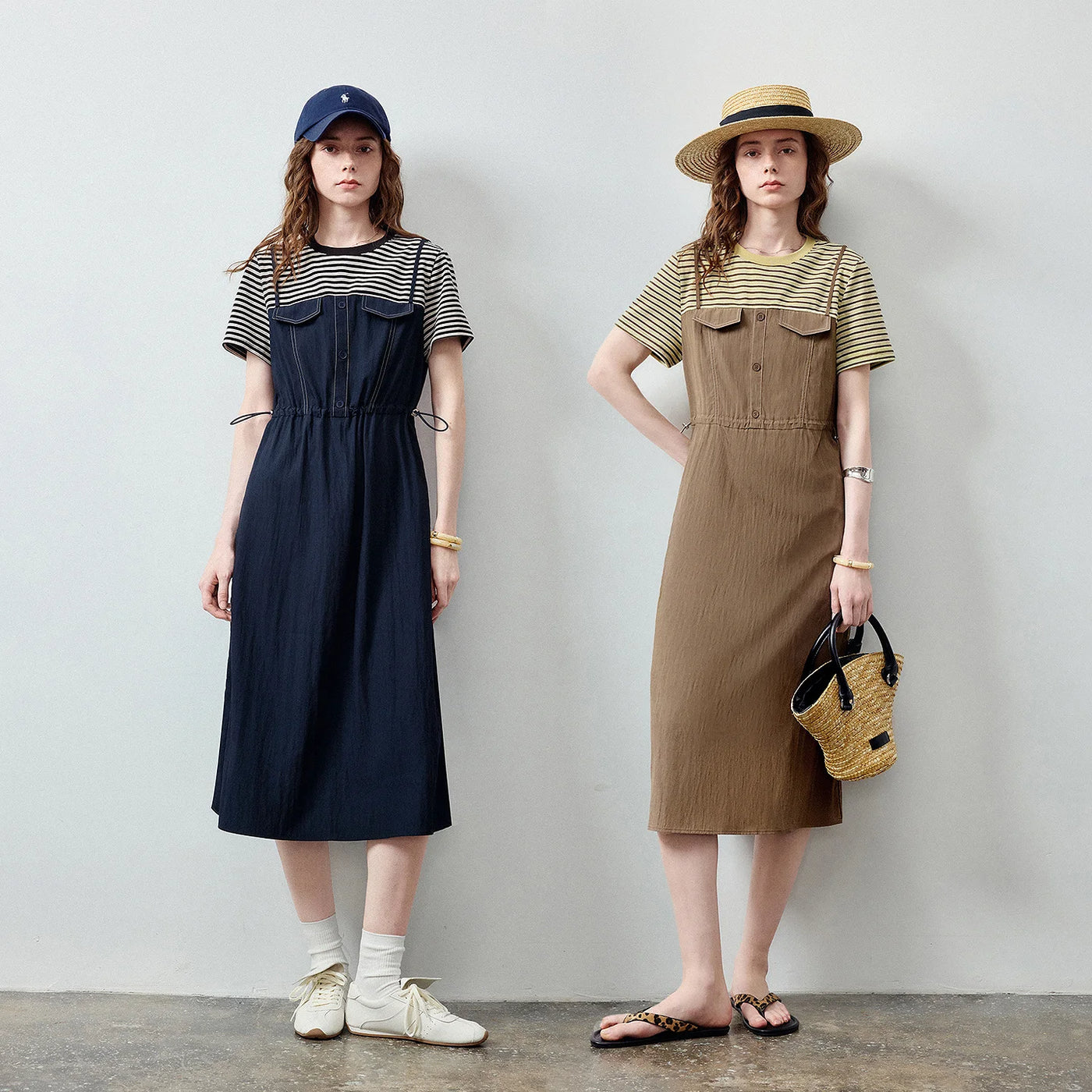 Vestido Camiseta Midi Listrado com Cintura Marcada