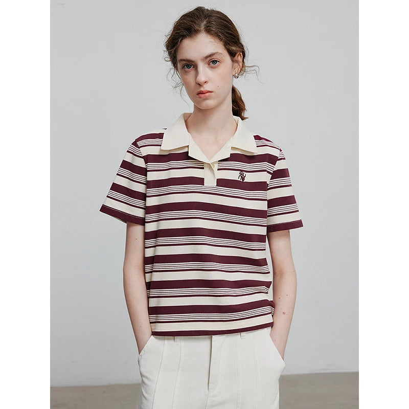 Camiseta Polo Feminina Listrada com Bordado