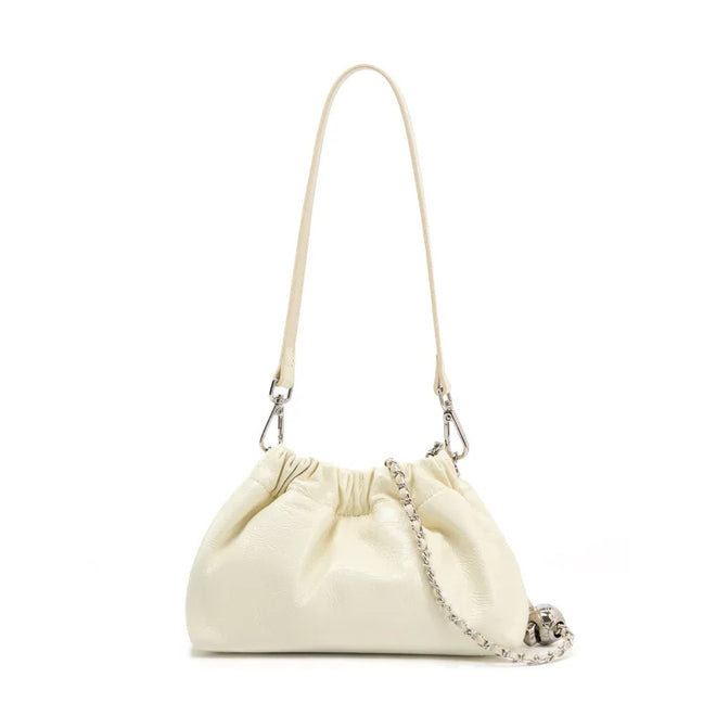 Bolsa Feminina Pequena em Couro Legítimo com Corrente para Ombro