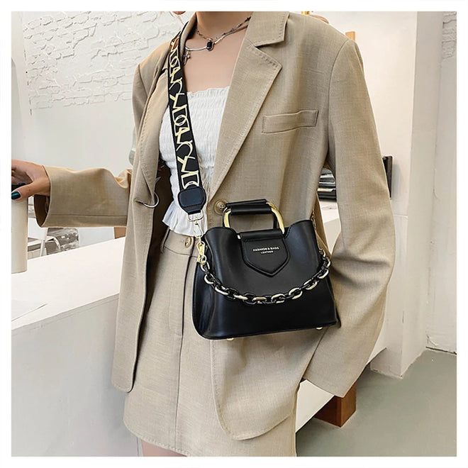Bolsa Mini Bucket Feminina de Couro PU com Alça de Mão e Transversal